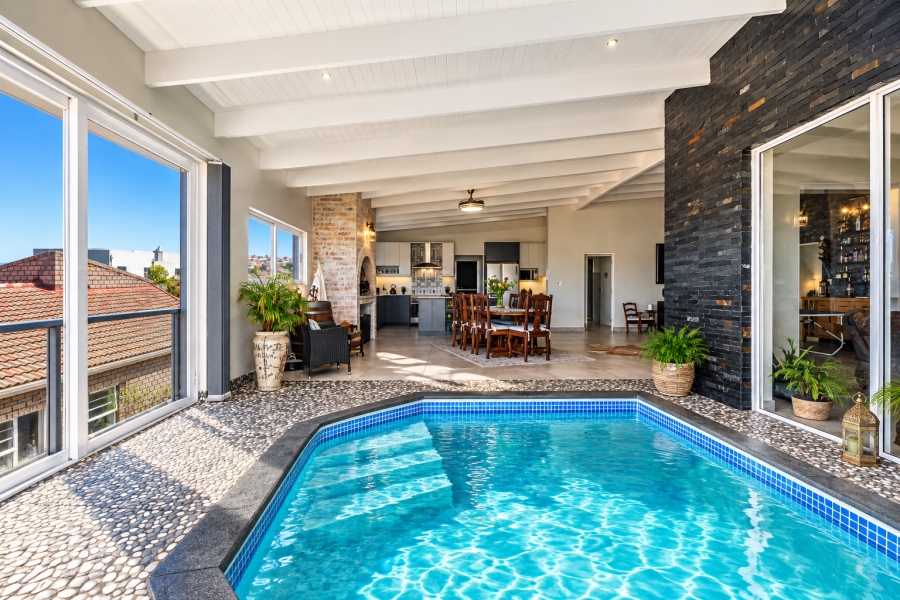 5 Bedroom Property for Sale in Myburgh Park Western Cape